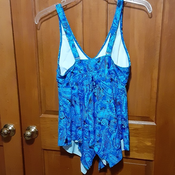 Holipick 2 Piece Swimsuit - Picture 3 of 7